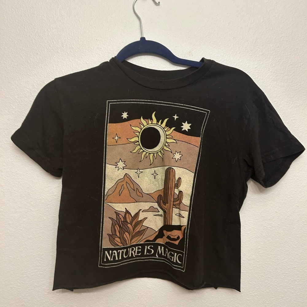 mighty fine cropped short sleeved graphic t-shirt